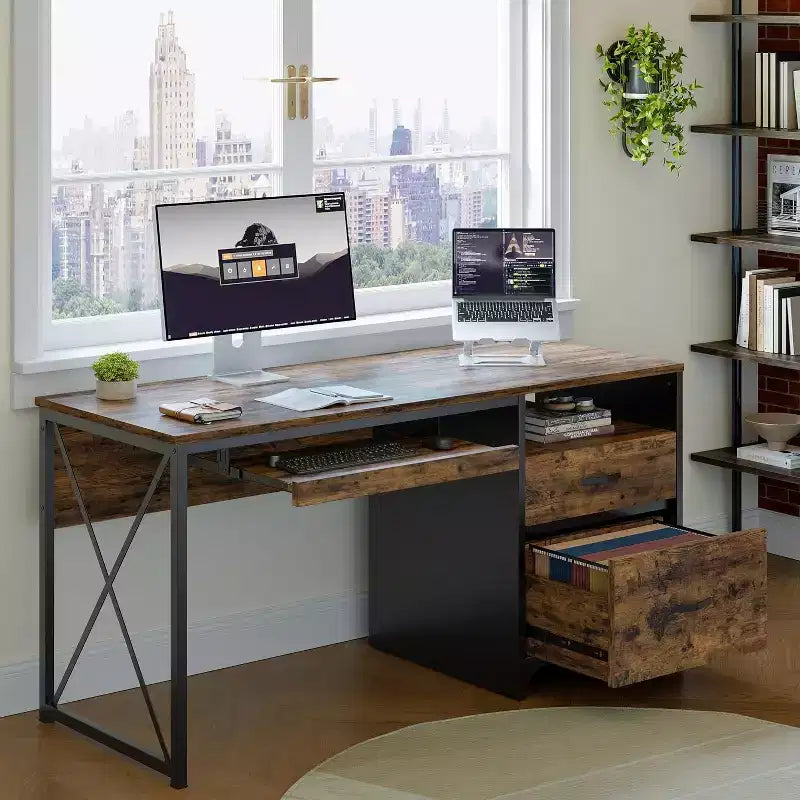 Scrivania da ufficio da 55" con vassoio per tastiera e cassetti portadocumenti, stile industriale con spazio di archiviazione