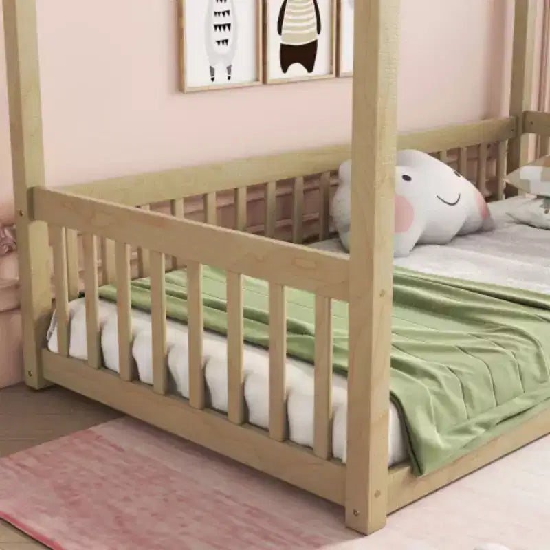 Letto a baldacchino a pavimento singolo in legno di pino con spondine