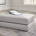 Pouf d'arredo moderno e sovradimensionato, grigio chiaro